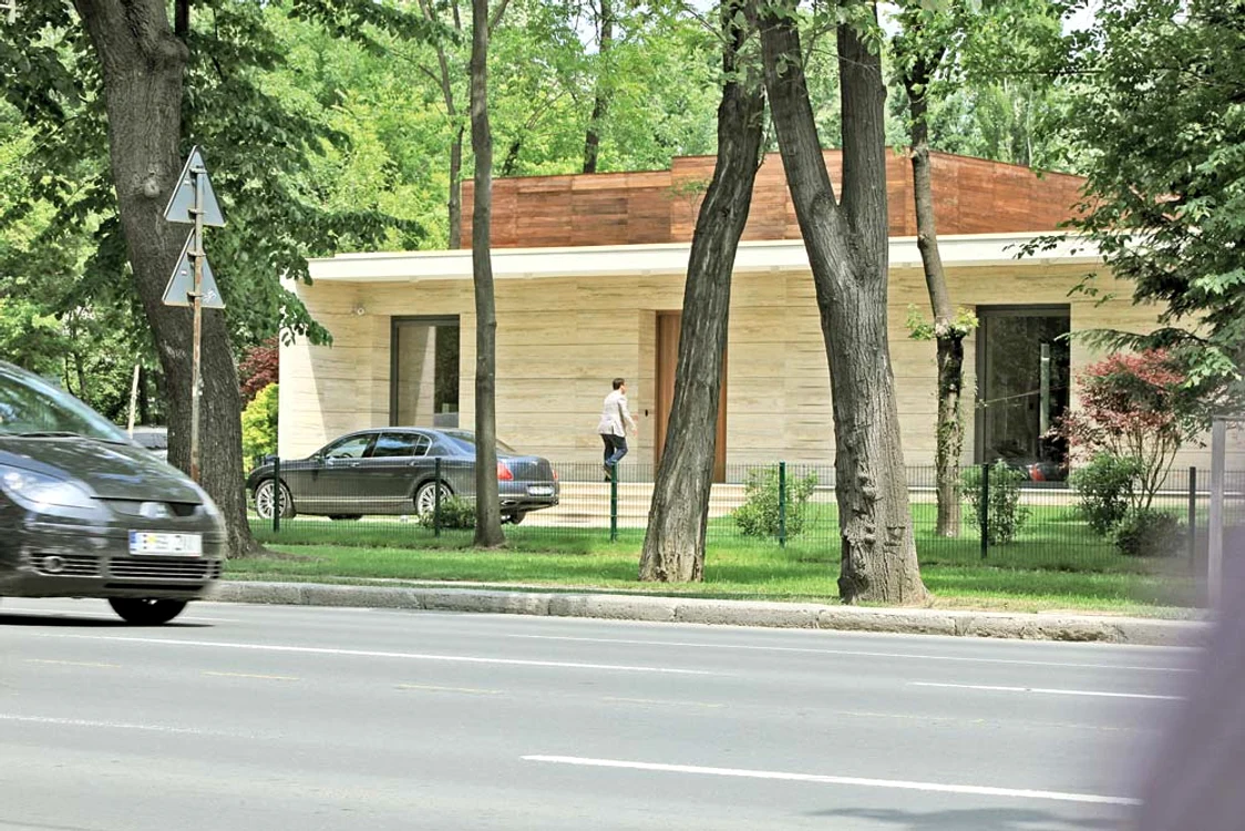 Aşa arată  casa lui de pe  Şoseaua Kiseleff
