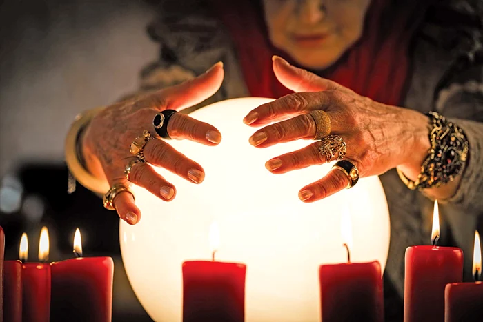 Vedetele atrase de ocultism