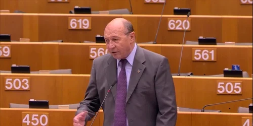 5 traian basescu 2 jpg jpeg
