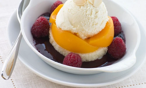 inghetata cu piersici (peach melba) jpeg
