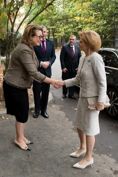 Majestatea Sa Margareta și Principele Radu la Romfilatelia. FOTO: Daniel Angelescu, Casa Majestății
