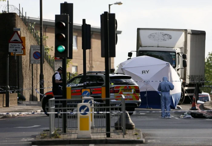 Doi radicali islamişti l-au măcelărit în plină stradă pe soldatul britanic Lee Rigby FOTO Reuters