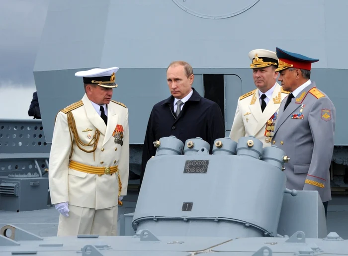 Vladimir Putin a participat la ceremoniile organizate de Ziua Forţelor Navale ruse FOTO AP