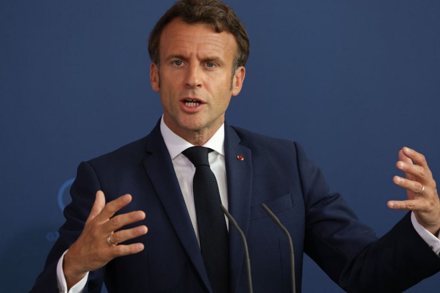  Macron denunță în Vanuatu „noile imperialisme“ din Oceania
