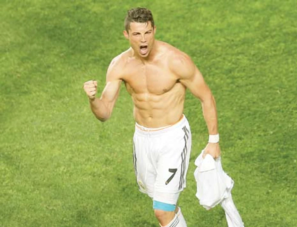 
    Starul Cristiano Ronaldo s-a bucurat într-un stil caracteristic  