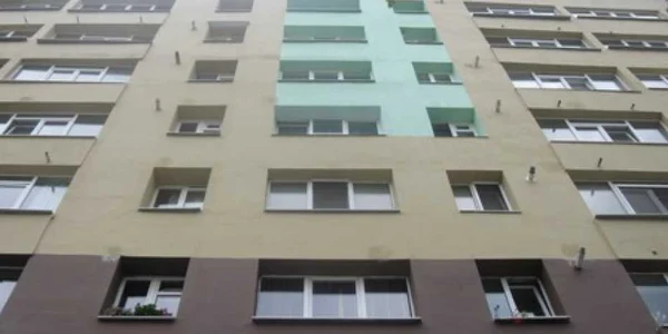 Blocuri colorate în toată gama cromatică
