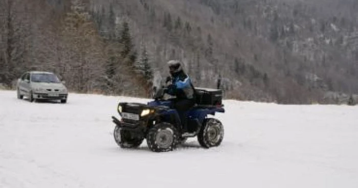 Râmnicu Vâlcea: Alpinist rănit în Munţii Latoriţei