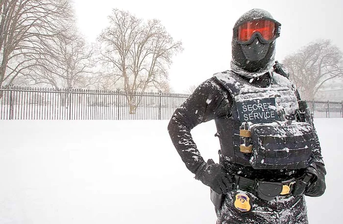 Forţele de ordine au împânzit străzile