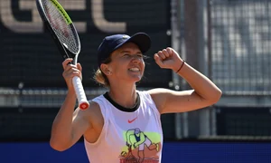 halep praga gettyimages 1228069199 jpeg