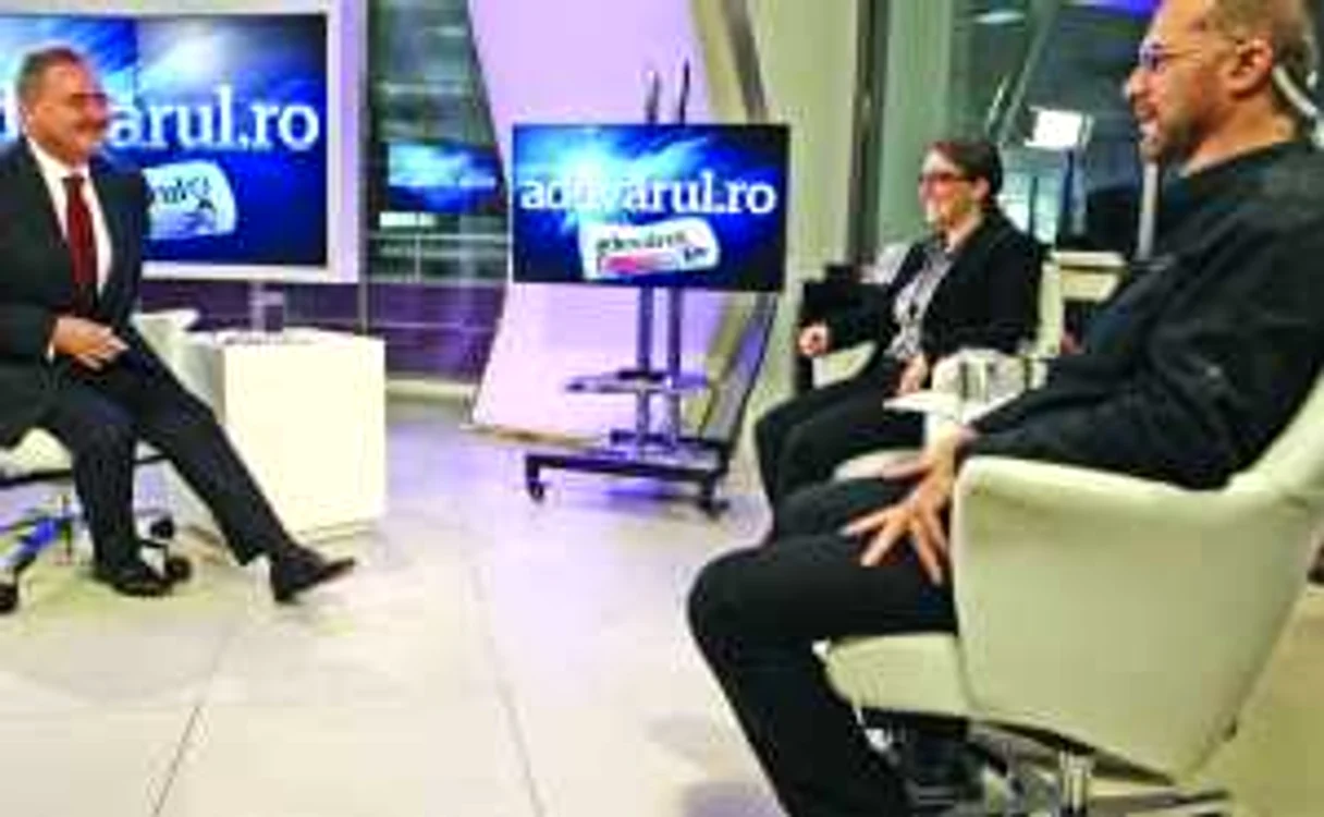 Mihai Tănăsescu a abordat frontal problemele economiei la Adevărul Live, alături de jurnaliştii Adina Vlad şi Dan Marinescu FOTO Roberto Sălceanu