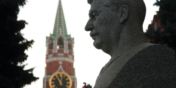 Nepotul lui Stalin a pierdut procesul cu ziarul de opoziţie Novaia Gazeta