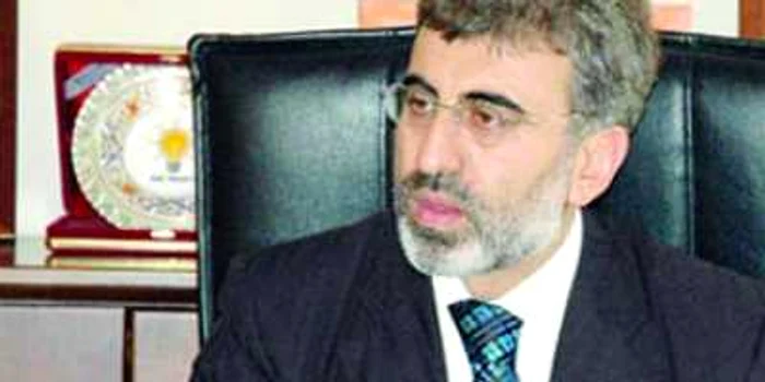 Ministrul turc al energiei neagă că Ankara ar fi renunţat la cei 15% din gazul pentru Nabucco