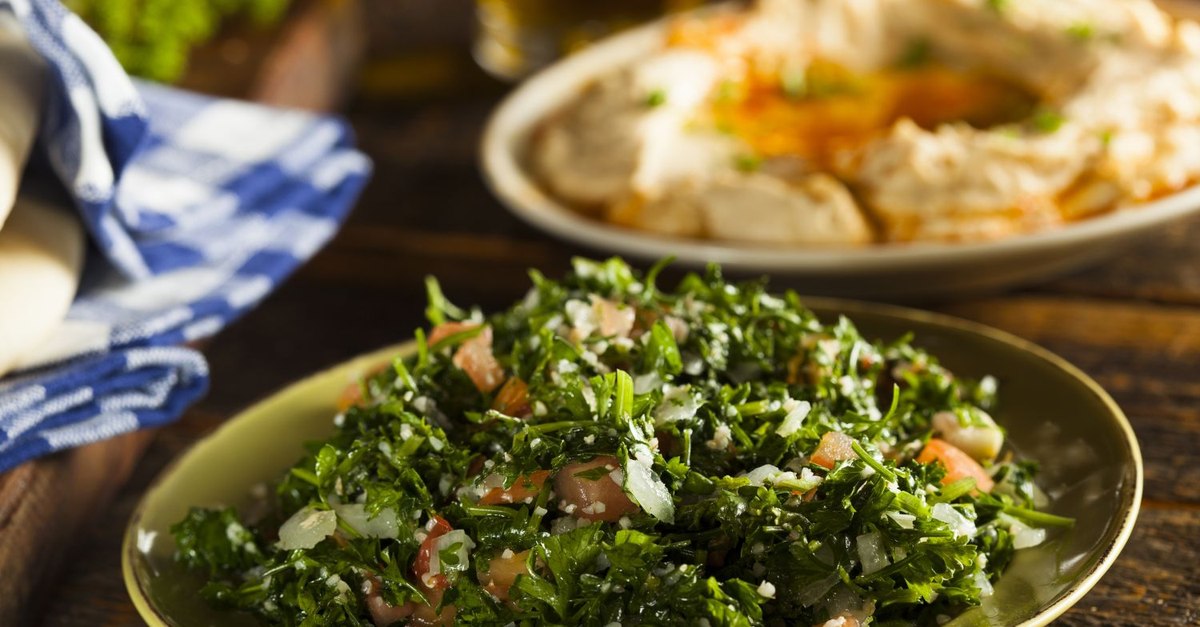 Cum se pregătește salata tabbouleh, cea mai răcoroasă din lume. Ai nevoie de câteva ingrediente