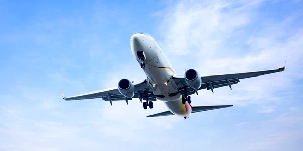 avion freepik jpg