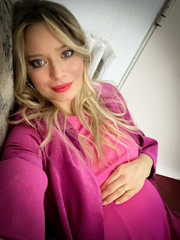 laura cosoi jpg