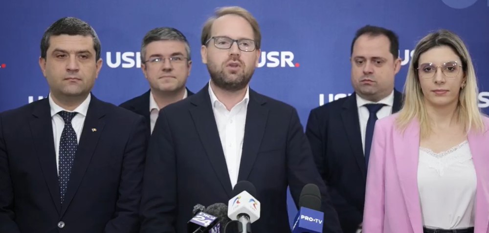 USR reaprinde scandalul politic. Miruță și Țoiu au lipsit de la predarea mandatelor. Fritz: „Premierul va fi constant șantajat de PSD”