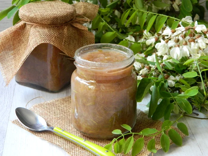 Dulceaţă de flori de salcâm jpeg