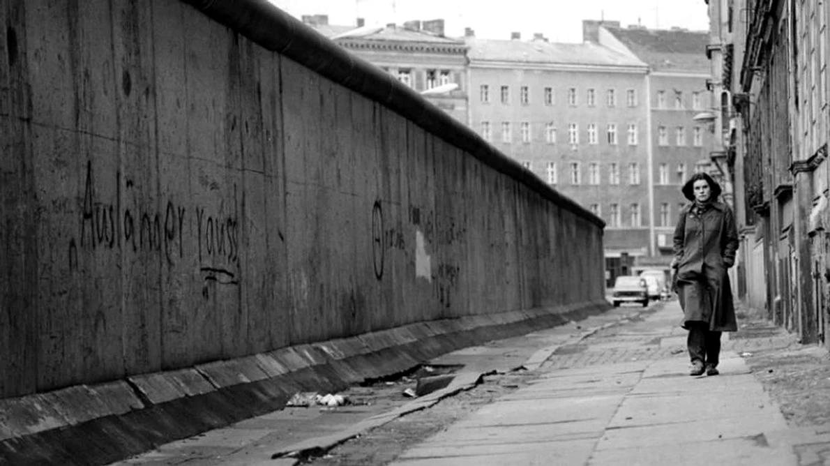Libertatea de la capătul tunelului: povestea unei evadări curajoase din Berlinul de Est jpeg