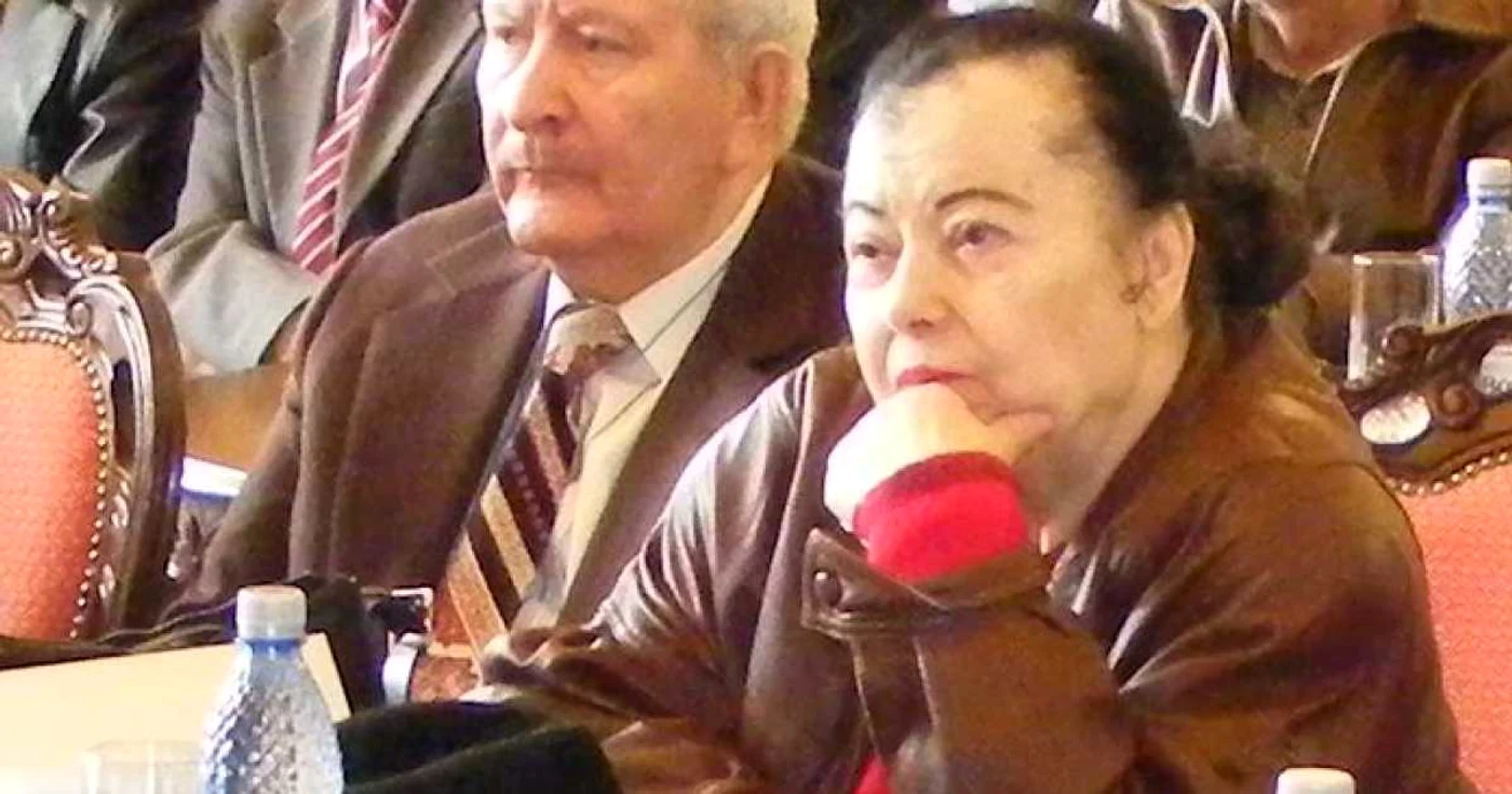 Scriitorul Bucur Chiriac şi soţia acestuia, Marieta