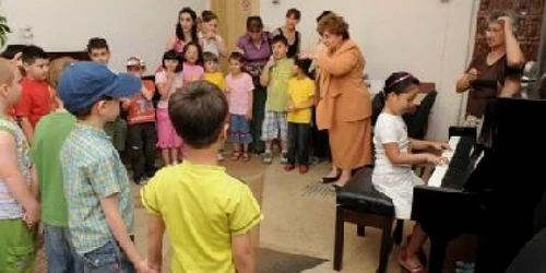 Bacău: Taxa la Școala Populară de Arte rămâne neschimbată