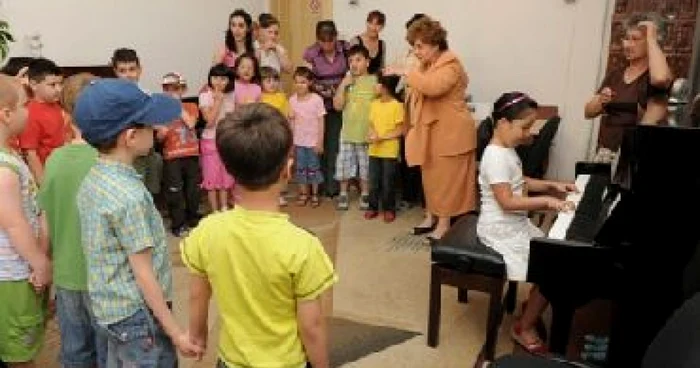 Bacău: Taxa la Școala Populară de Arte rămâne neschimbată