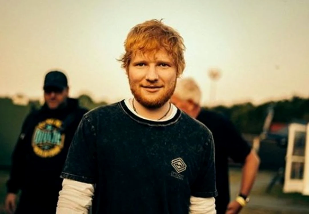 
    Ed Sheeran profită de criza provocată de epidemie și se relaxează la moșia din Suffolk, Marea BritanieFoto: Click!  