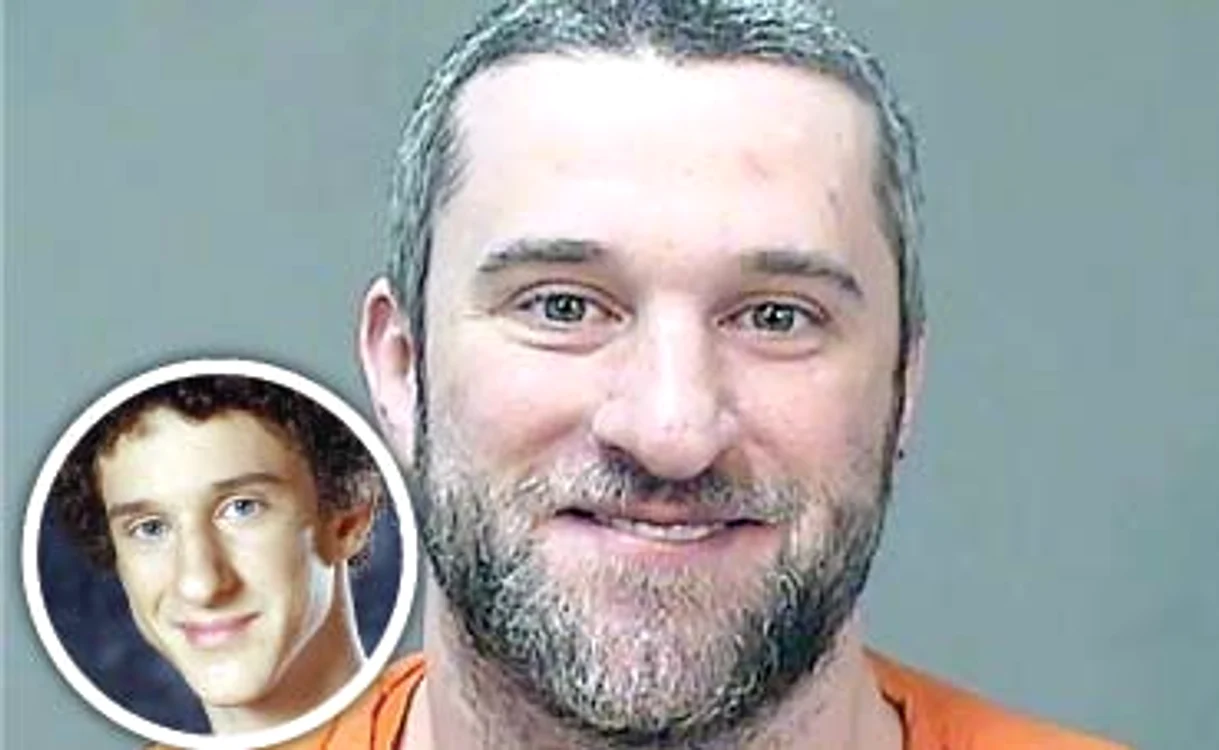 
    Dustin Diamond, de  nerecunoscut la 20 de ani  după ce a jucat în serial  