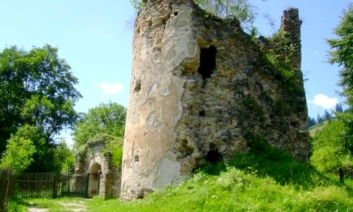 Palatul Cnejilor de la Durău, un loc mirific plin de mister ce se zbate să existe jpeg