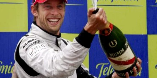 Jenson Button este deţinătorul titlului mondial