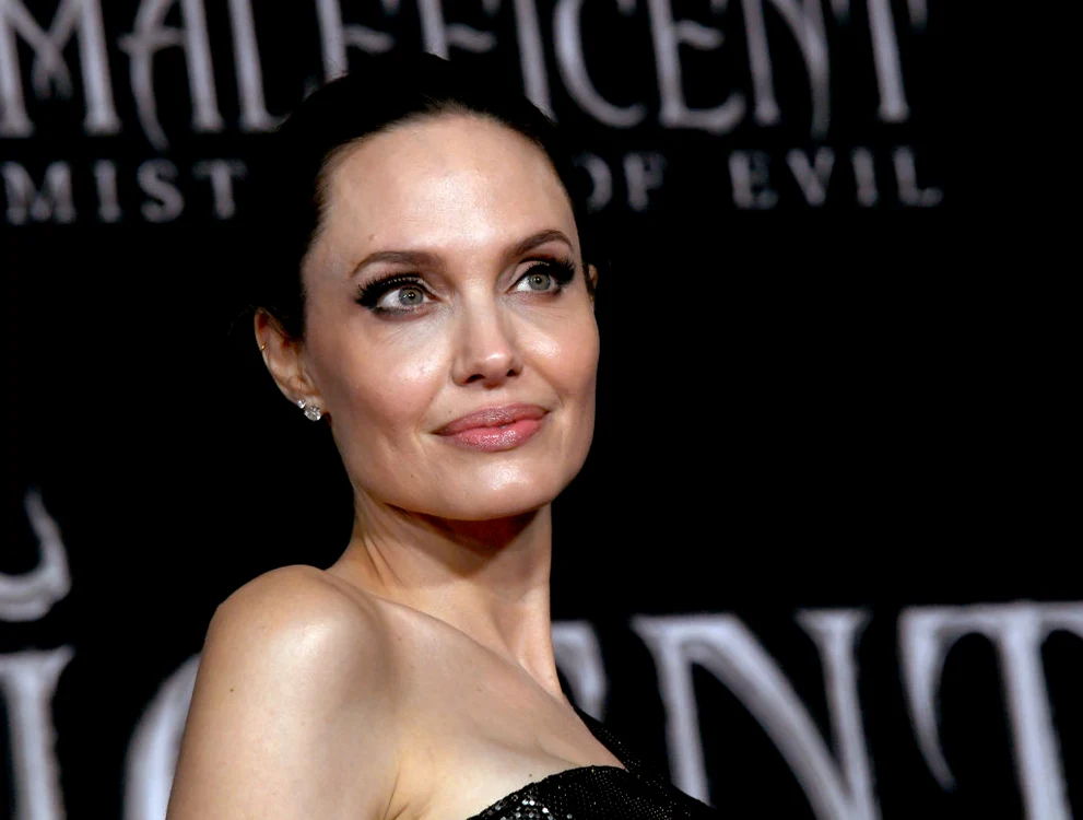 angelina jolie jpeg
