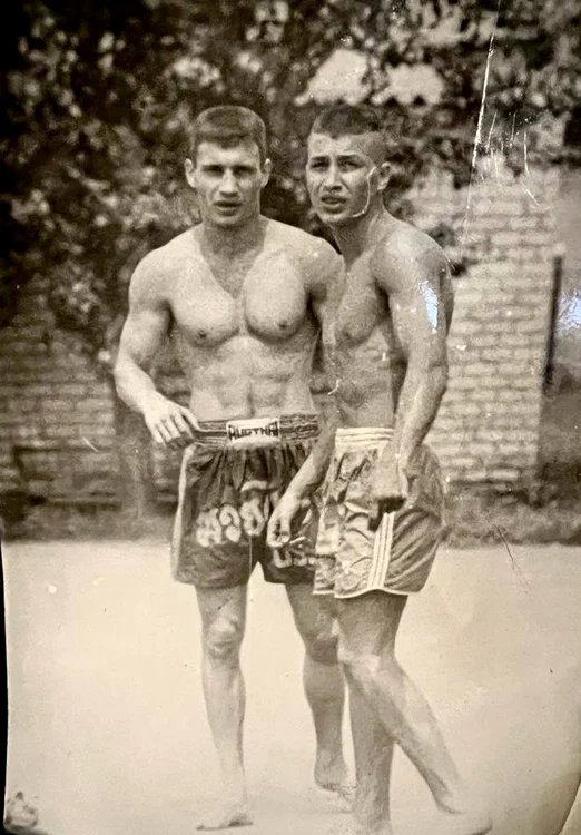 9 fratii kliciko klitschko tineri jpg jpeg