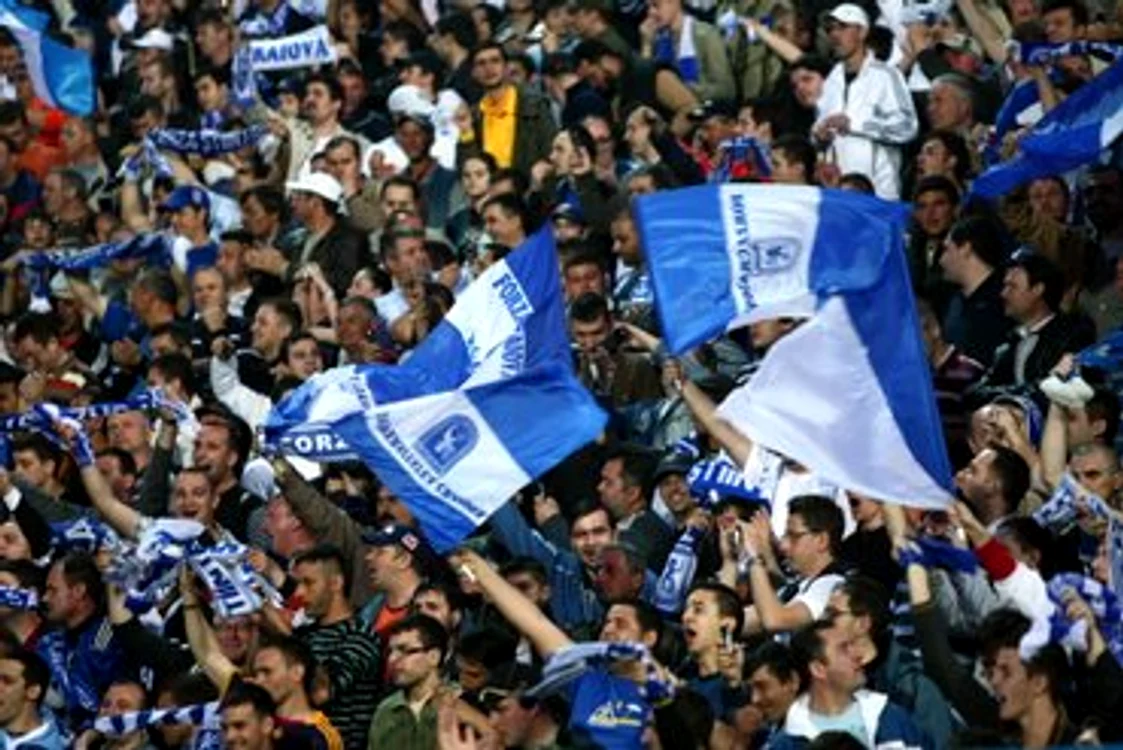 Craiova: Ştiinţa a ieftinit biletele