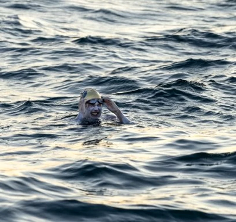 
    Record absolut: Sarah Thomas a traversat de patru ori Canalul Mâneciifoto AFP  