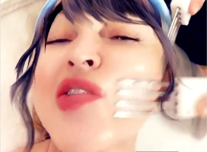 Madonna deschidere jpeg