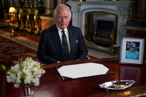 regele Charles discurs jpg