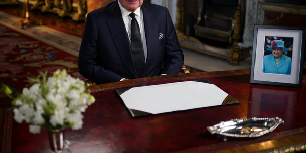 regele Charles discurs jpg