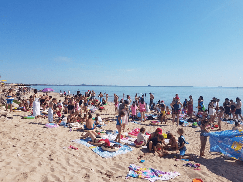 Disputa administrării plajelor turistice pe litoralul românesc. Primăriile s-au săturat de Apele Române