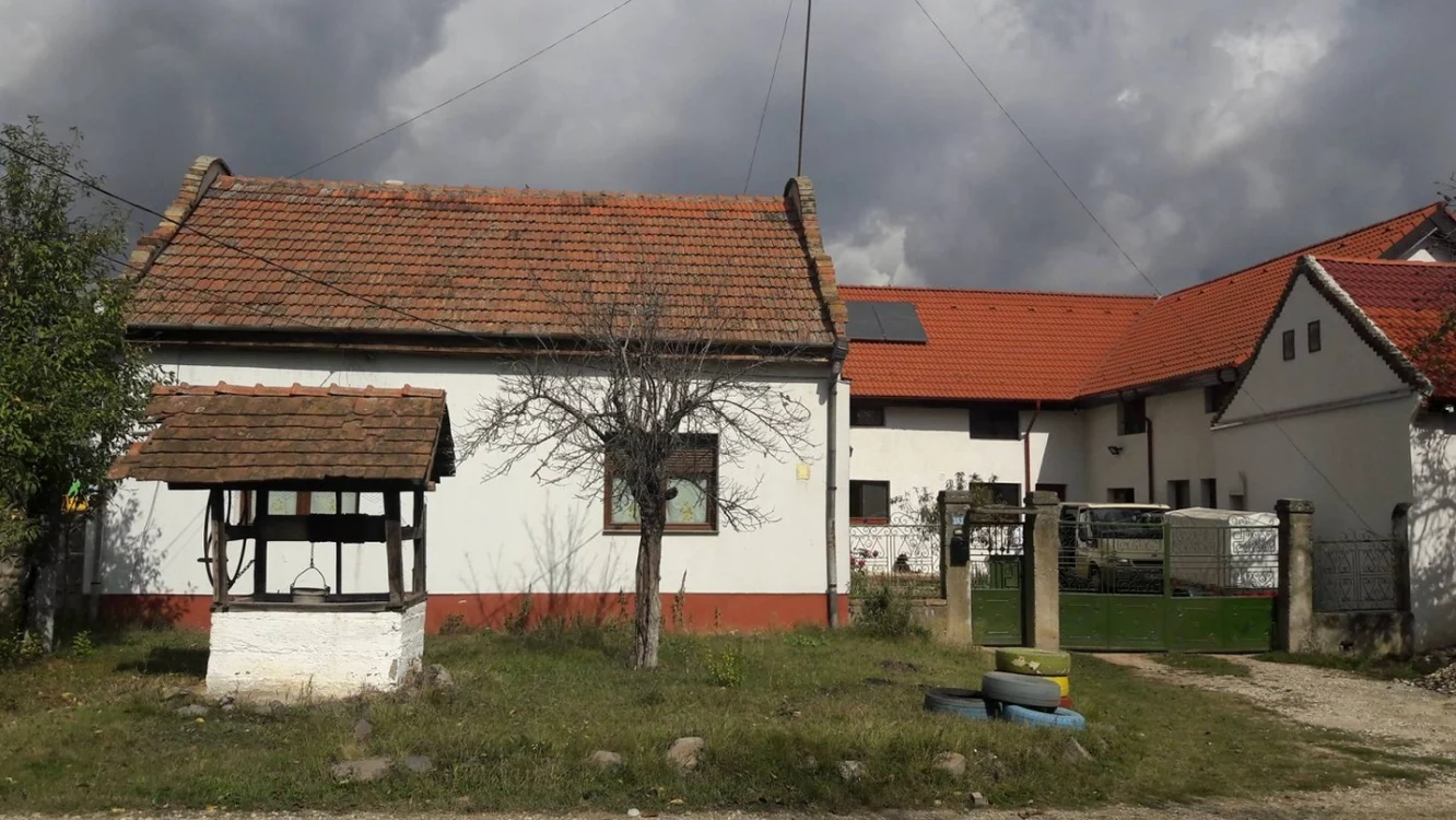 Atelierul în care se face brânza artizanală de Sârbova FOTO Ş.Both