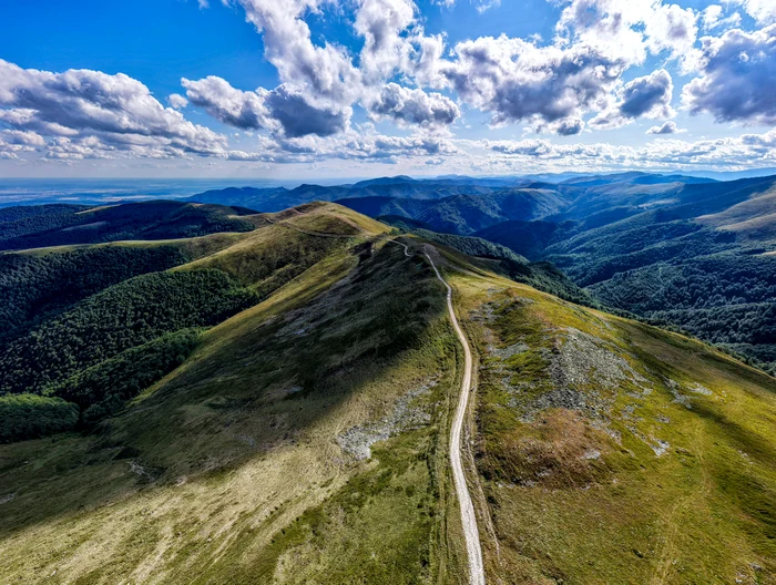 Vedere aeriană asupra Transalpinei FOTO Shutterstock 