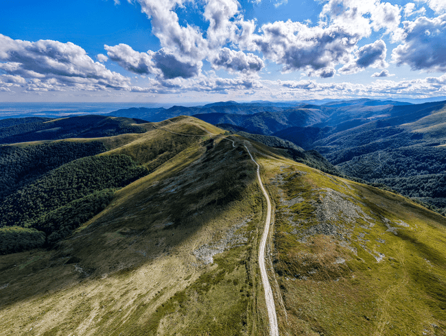 Două drumuri din România, în Top 10 cele mai spectaculoase din Europa. Ce trasee au surclasat Transfăgărăşanul