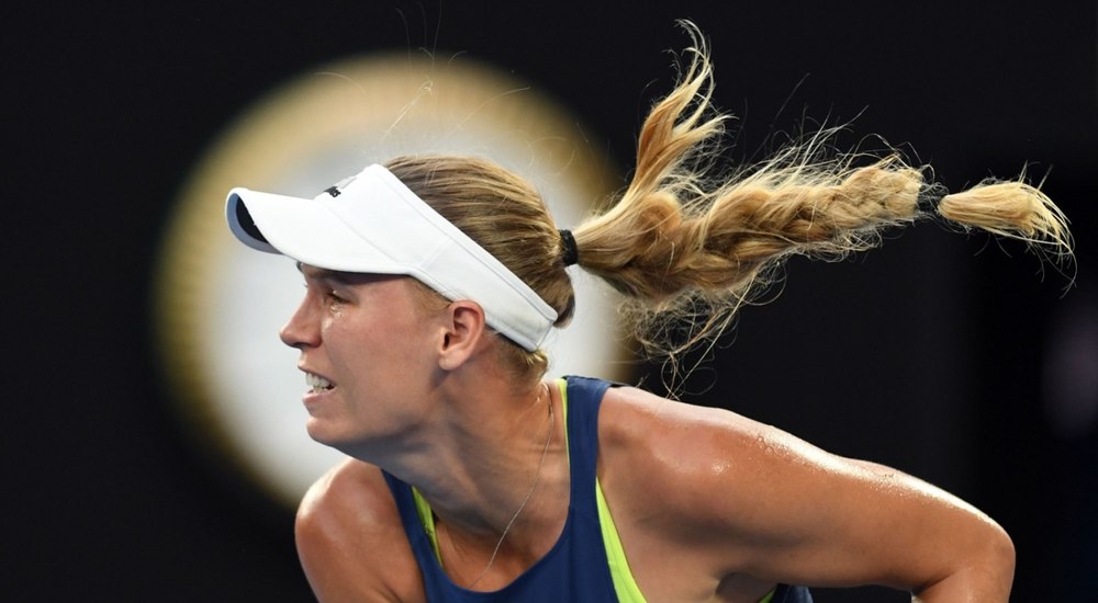 Dumnezeu dă și cu parul. Ce a pățit Wozniacki după declarațiile anti-Halep