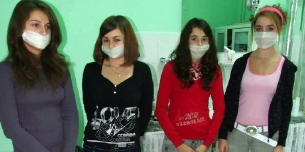 Satu Mare: Cu mască sau fără mască?