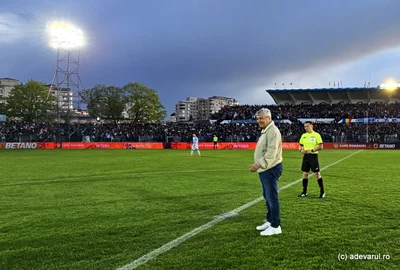 Mircea Lucescu la Corvinul Hunedoara CFR Cluj Foto Daniel Guță ADEVĂRUL (62) jpg