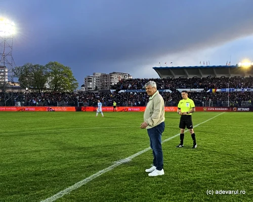 Mircea Lucescu la Corvinul Hunedoara CFR Cluj Foto Daniel Guță ADEVĂRUL (62) jpg