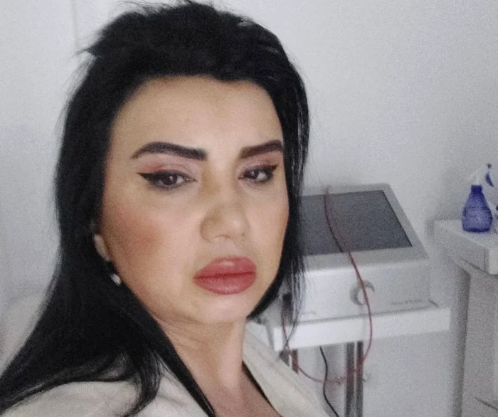 Adriana Bahmuțeanu a ajuns pe mâna medicilor Foto: Adriana Bahmuțeanu/Facebook