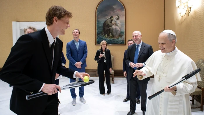 Papa Leon și Jannik Sinner, schimb de glume FOTO gazzetta.it