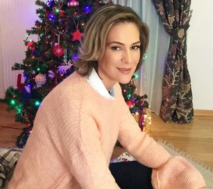 
    Roxana Ciuhulescu are acum familia pe care și-a dorit-o mereuFoto: arhivă personală  