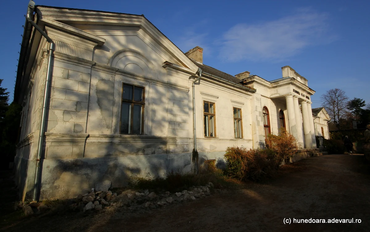 Fostul conac Fay. Foto: Daniel Guță