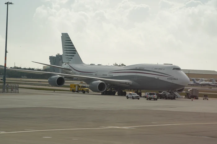 Cursa administrației Trump pentru un nou avion Air Force One. Cum s-a transformat oferta Qatarului într-un cadou