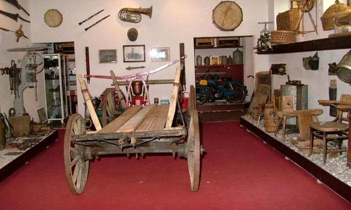 Ziua Internaţională a Muzeelor, sarbatorită în 2010 sub sloganul "Muzeele pentru armonia socială" jpeg